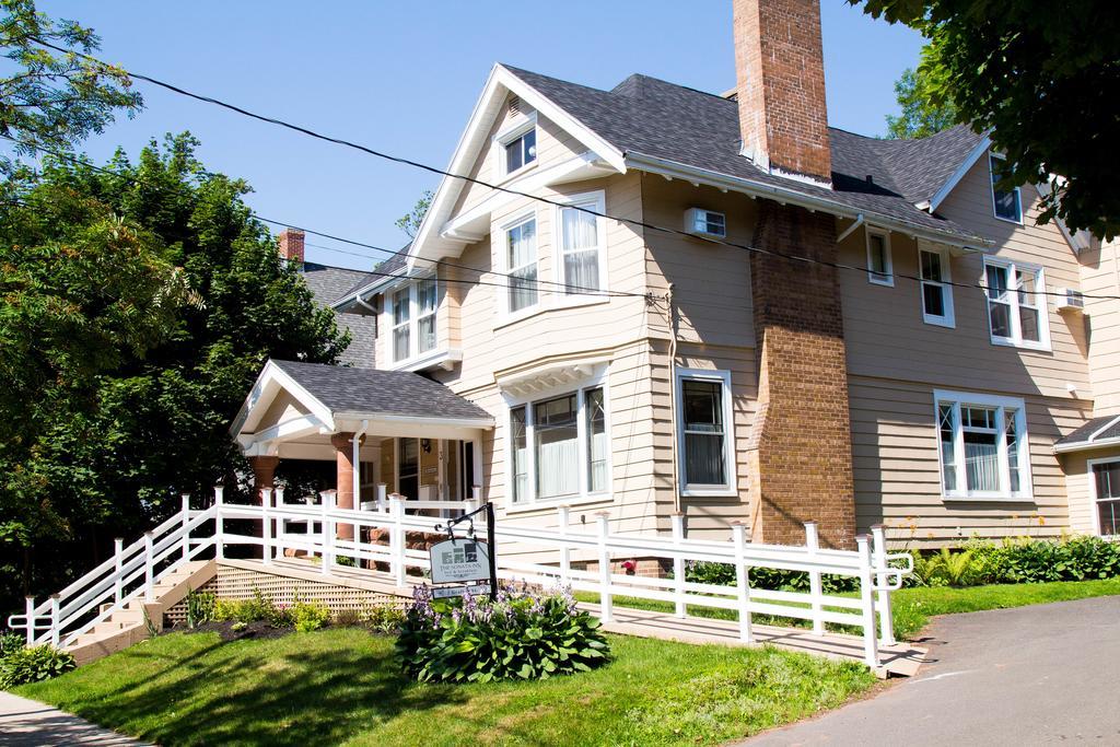 The Sonata Inn Charlottetown Extérieur photo